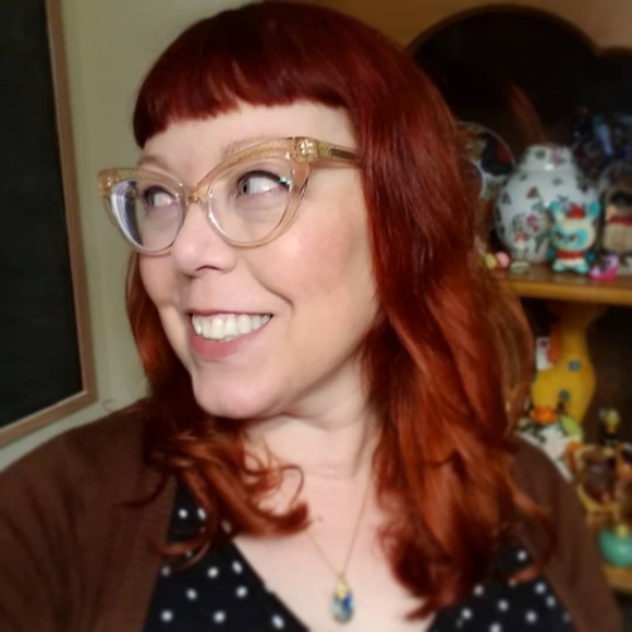 Meet your Posher, Melissa - Picture 5 of 5